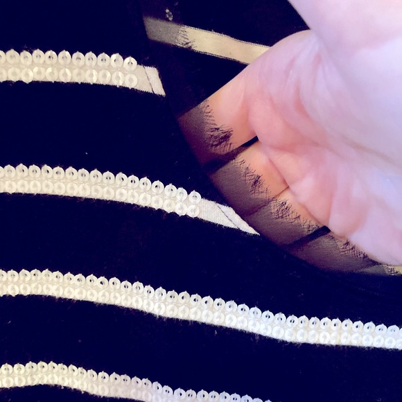 White House Black Market Striped Sequined TShirt, size XS - Picture 4 of 4